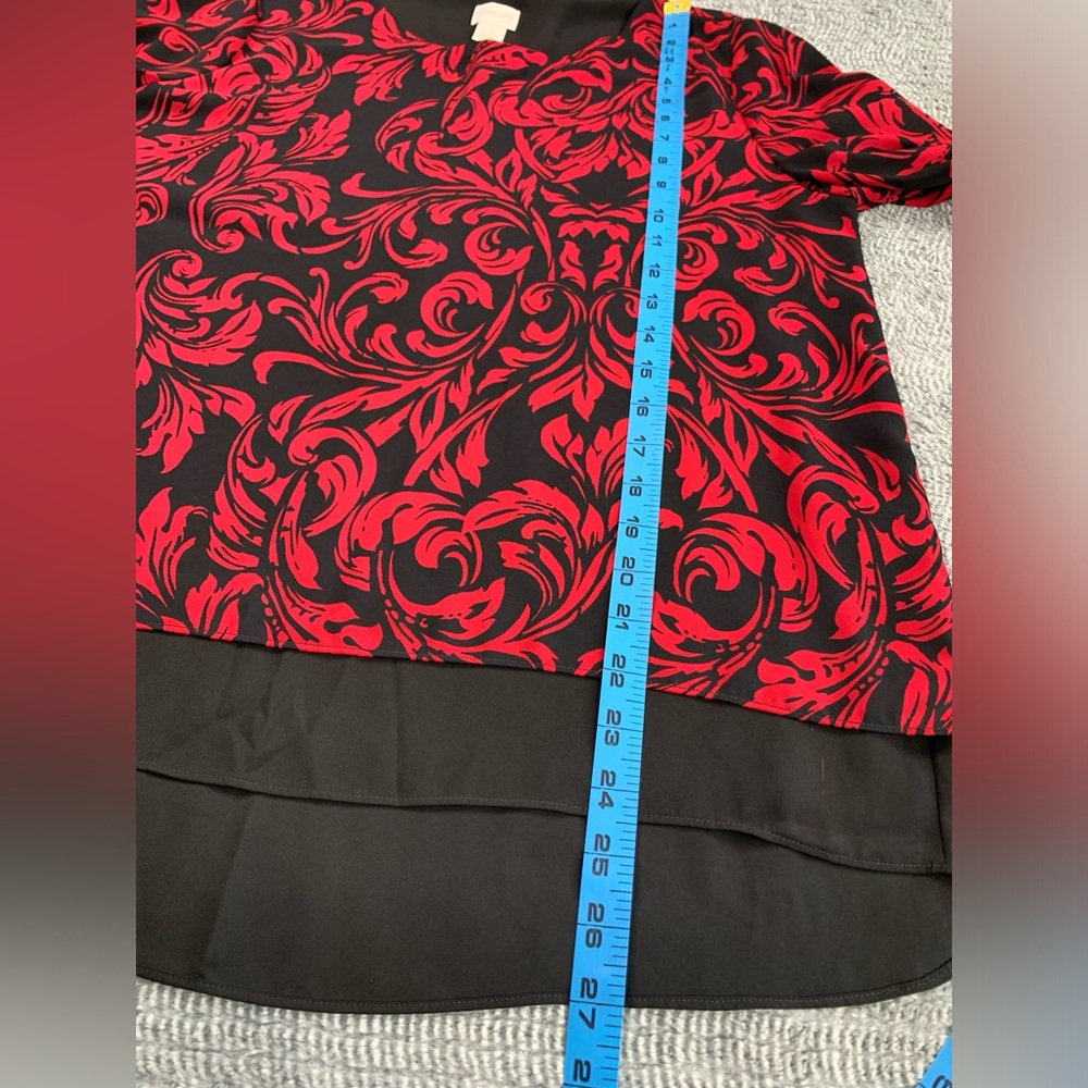 3/$30 Chicos Women's Size 1 Blouse Red Black High Low Lined Dressy  Floral Top - Picture 11 of 13
